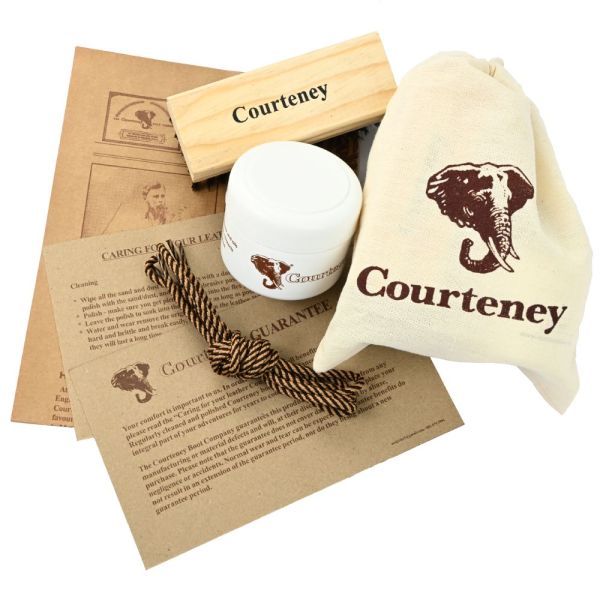 Courteney Cleaning Kit