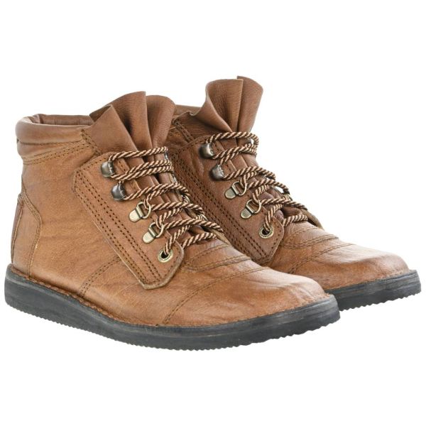 Courteney Safari in Light Brown Buffalo Leather